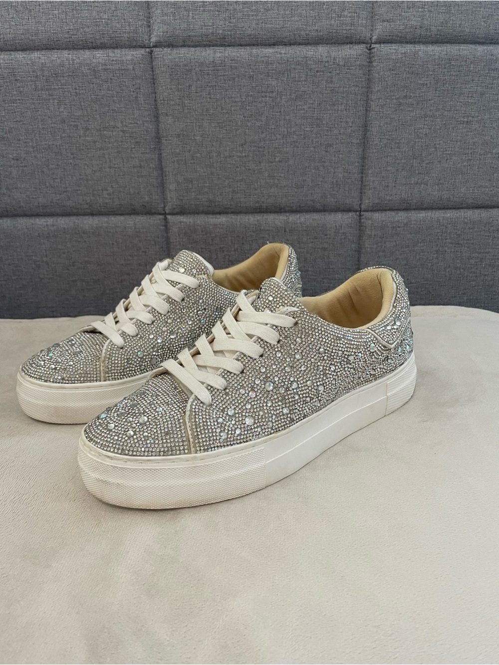 Betsey Johnson Sidny Rhinestone Platform Sneakers Silver Women’s Size 9